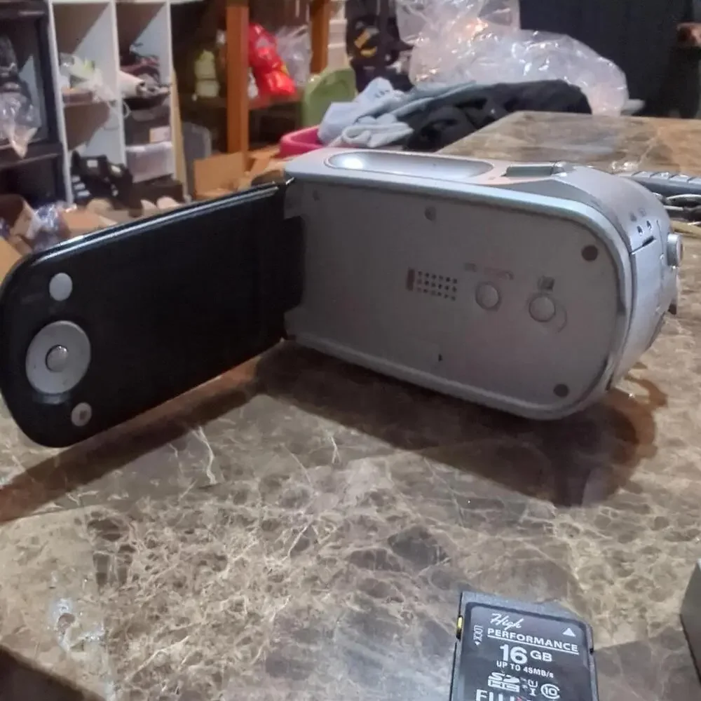 Samsung Digital  CamCorder SC- MX10 W/O Charger